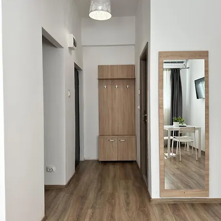 27 Rent Apartmanhotel
