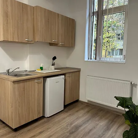 27 Rent Apartmanhotel