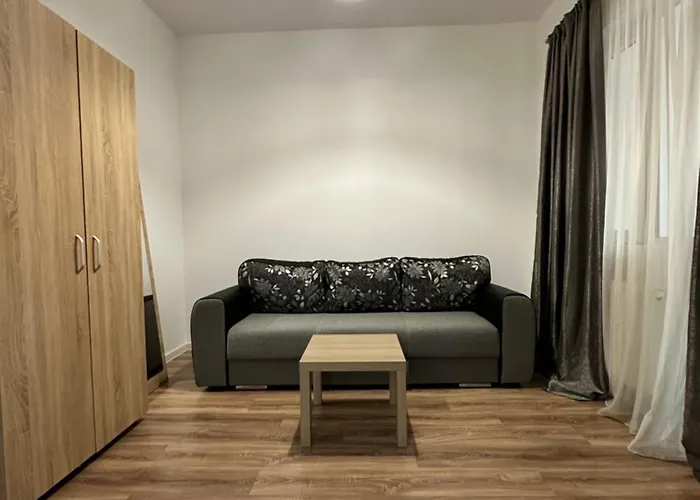 27 Rent ブカレスト